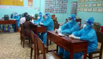 Công đoàn ngành Y tế tỉnh Trà Vinh: Hỗ trợ công tác tiêm vắc xin phòng COVID-19 cho người dân các địa phương