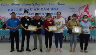 Công đoàn cơ sở Chi nhánh Công ty TNHH Yazaki EDS Việt Nam tại Trà Vinh tổ chức Hội thi nấu ăn, cắm hóa lần thứ 10 năm 2022