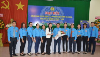 Đồng chí Nguyễn Văn Tẩm làm Chủ tịch CĐCS Công ty CP Dược phẩm TV-Pharm