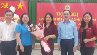 Đồng chí Trần Thị Kim Chung được bầu giữ chức Chủ tịch Liên đoàn Lao động tỉnh nhiệm kỳ 2018 – 2023