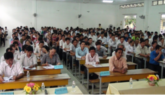Công đoàn viên chức tỉnh Trà Vinh: Trên 400 cán bộ công đoàn học tập quán triệt Nghị quyết Đại hội XII của Đảng