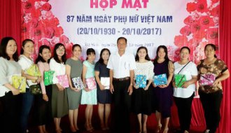 Công đoàn cơ sở Sở Văn hóa, Thể thao và Du lịch Trà Vinh tổ chức Họp mặt kỷ niệm 90 năm ngày Phụ nữ Việt Nam 20/10