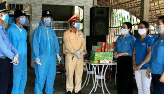 Công đoàn ngành Y tế tỉnh Trà Vinh: Vận động, hỗ trợ công chức, viên chức, người lao động tích cực phòng, chống dịch bệnh COVID -19