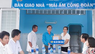 Công đoàn cơ sở Công ty TNHH New Mingda Việt Nam: Bàn giao nhà mái ấm công đoàn cho đoàn viên