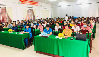 Đối thoại chính sách BHXH, BHYT với 100 nữ công nhân huyện Châu Thành
