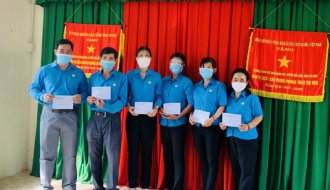 Liên đoàn Lao động huyện Tiểu Cần: Trao giải thưởng các cuộc thi trực tuyến trong CNVCLĐ tỉnh Trà Vinh năm 2021